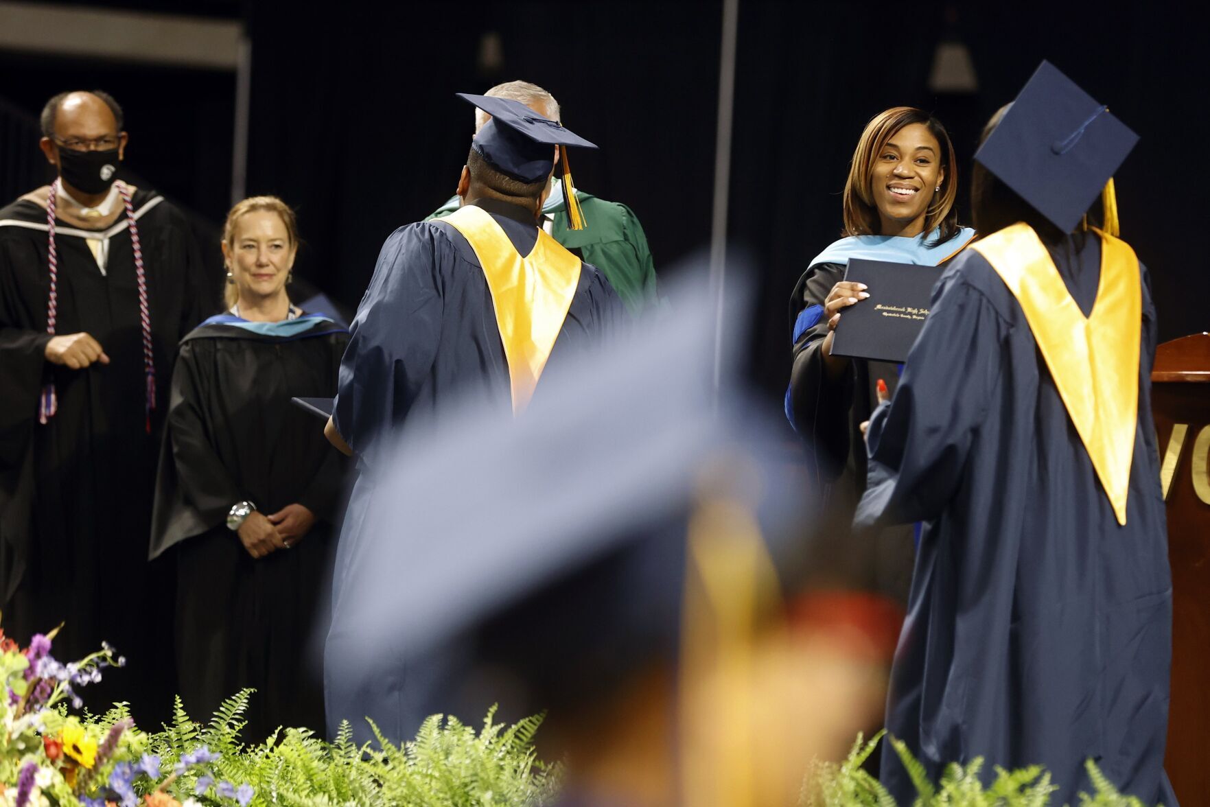 20220529_MET_GRAD_ER_04